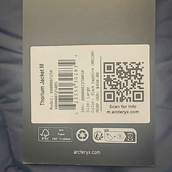 Arc'teryx Thorium Jacket Men's - Black Sapphire, Large - Season 2024 - Picture 9 of 11